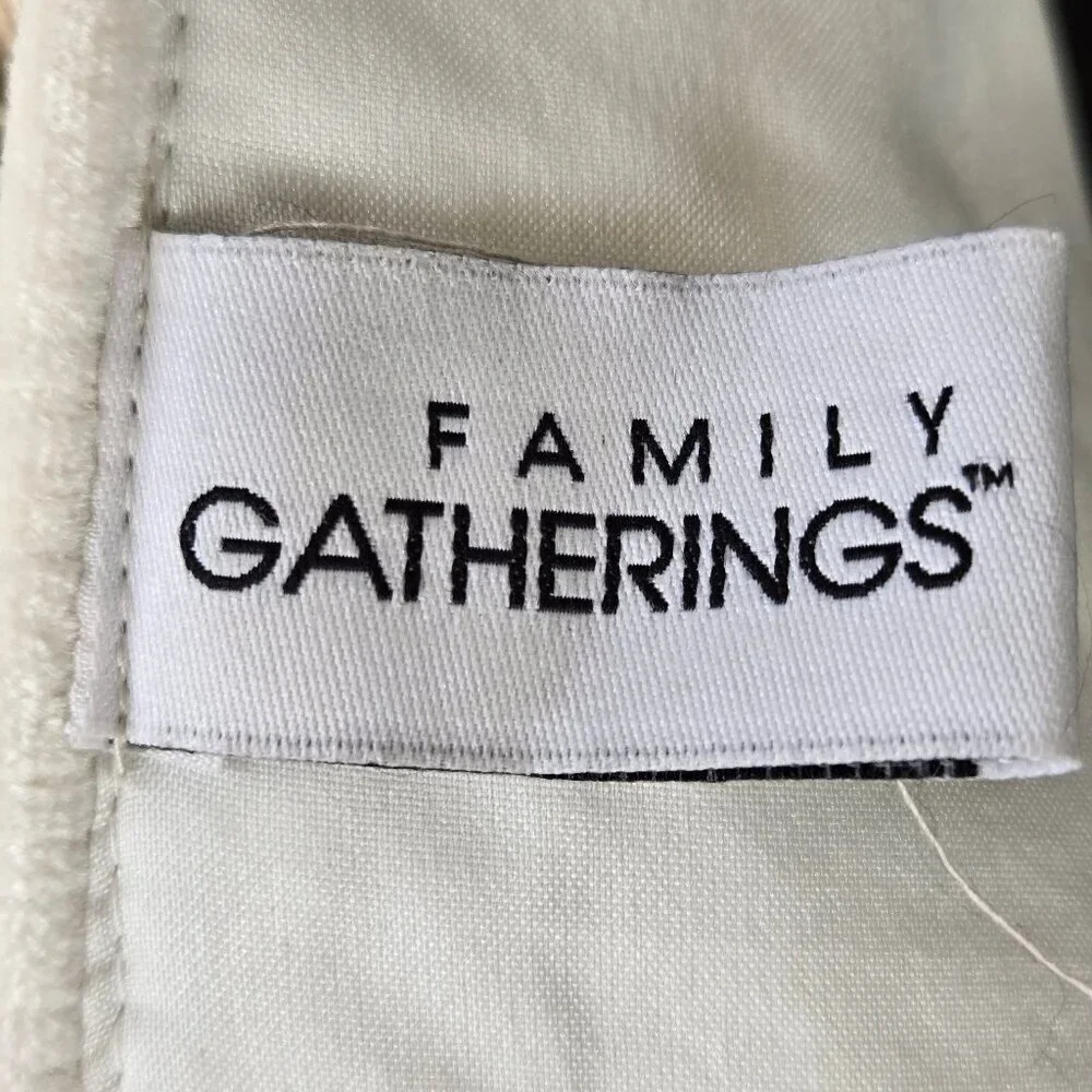 Family Gatherings Fall Autumn Pumpkin Table Runner Beaded Cream Gold Tan Silver